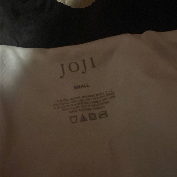 Joji “Run” Windbreaker - Picture 3 of 4